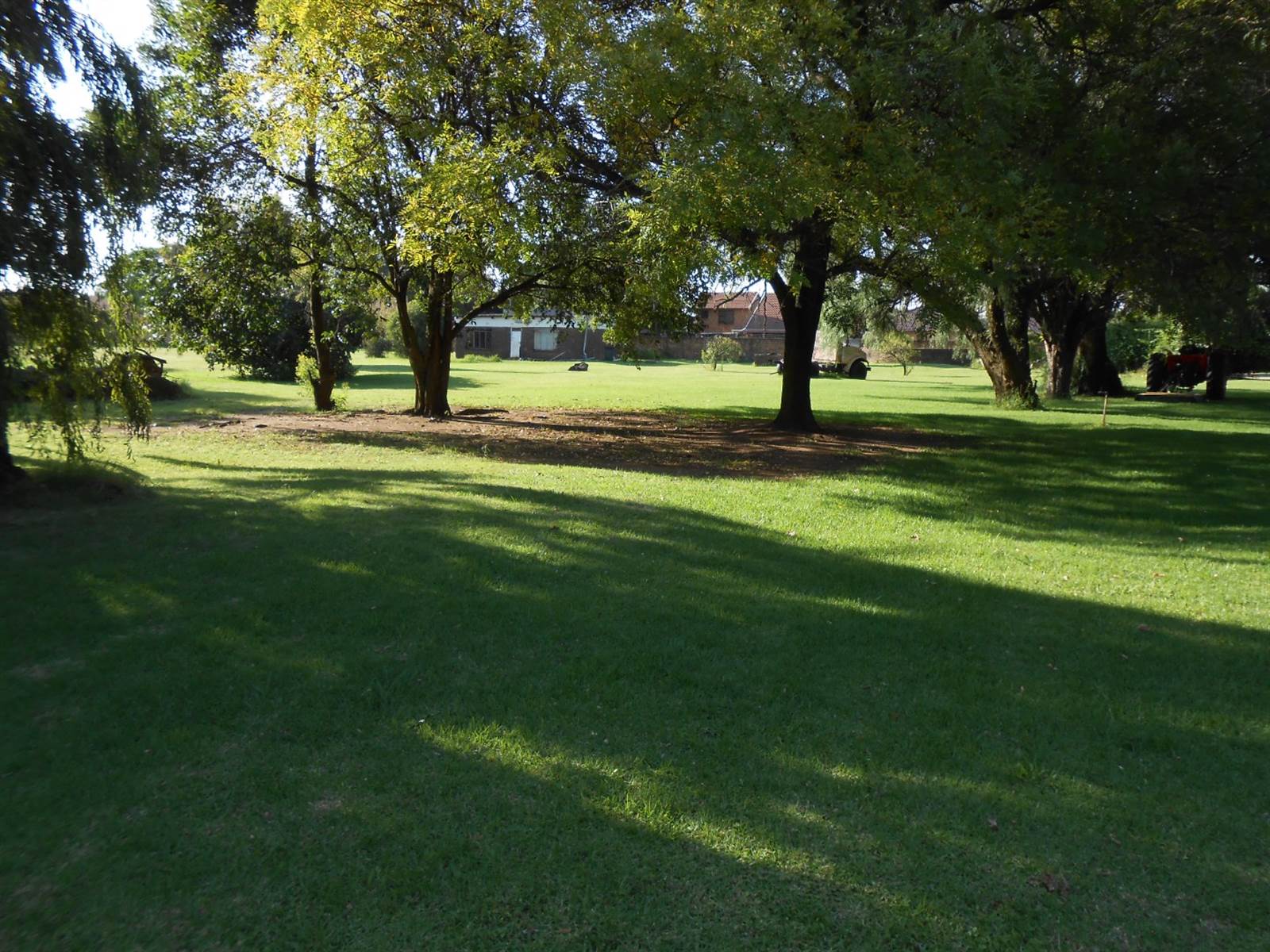 2.2 ha Land available in Ravenswood photo number 10