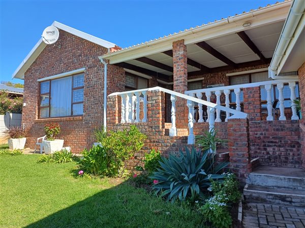 3 Bedroom House 3 Bedroom House