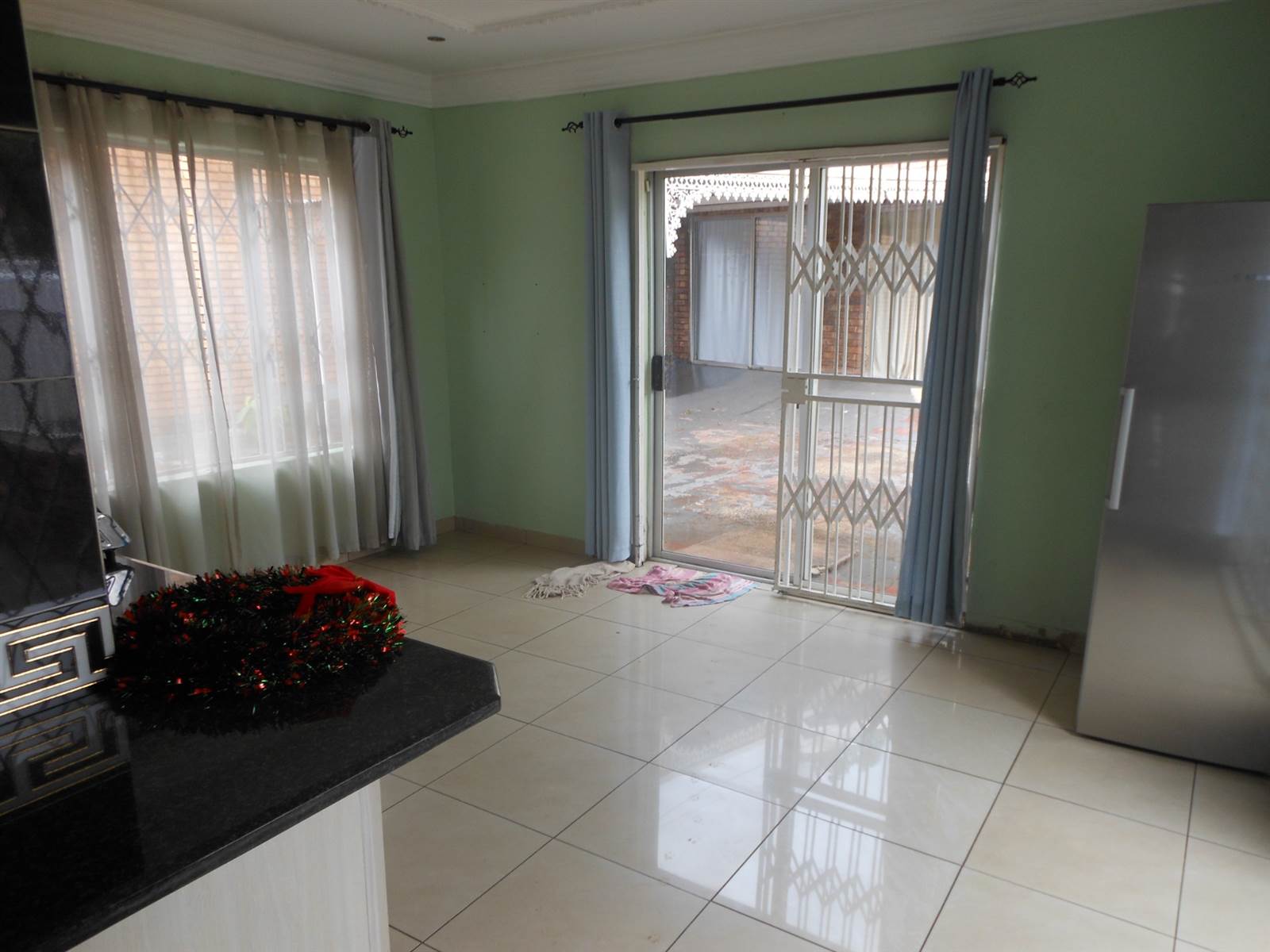 4 Bed House in Wierda Park Ext 2 photo number 11