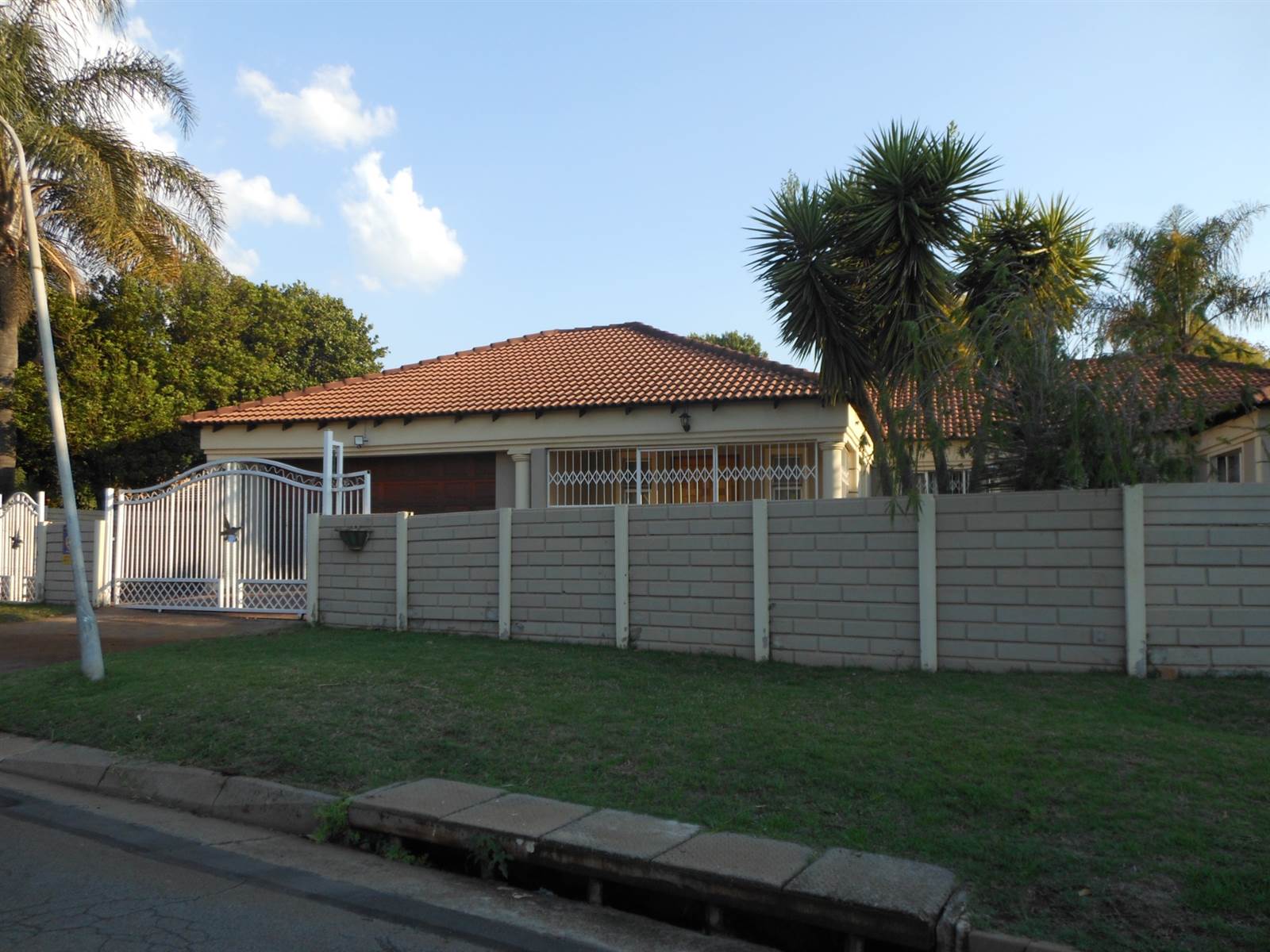 4 Bed House in Wierda Park Ext 2 photo number 29