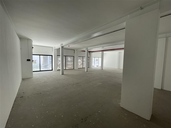 200  m² Commercial space in Zonnebloem