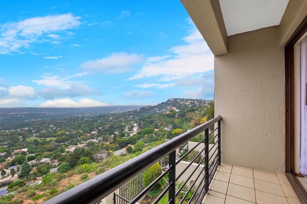 2 Bed Cluster in Northcliff photo number 19