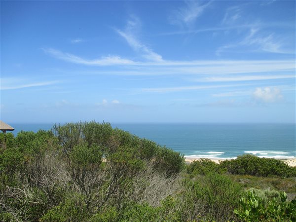 2800 m² Land available in Mossel Bay Central