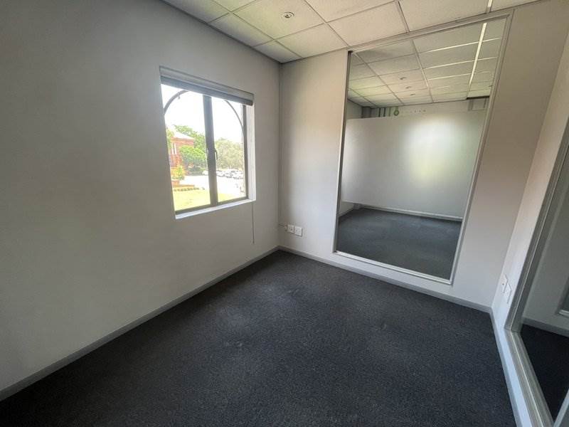 342  m² Office Space in Rivonia photo number 15