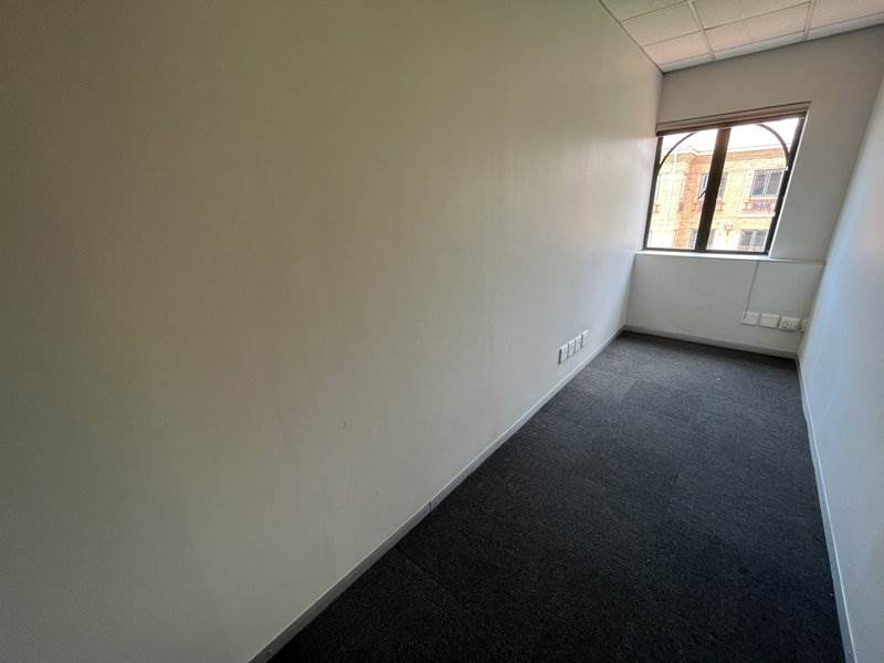 342  m² Office Space in Rivonia photo number 25