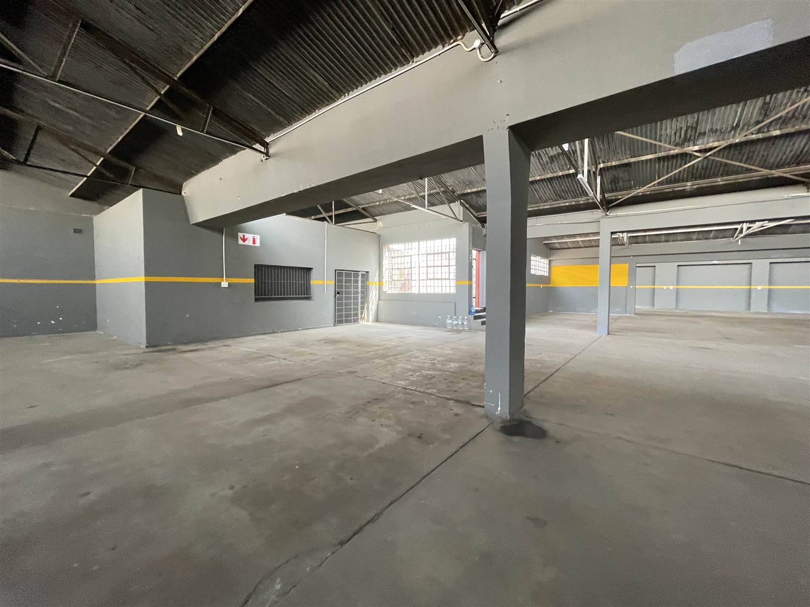 1150  m² Industrial space in Germiston Central photo number 10