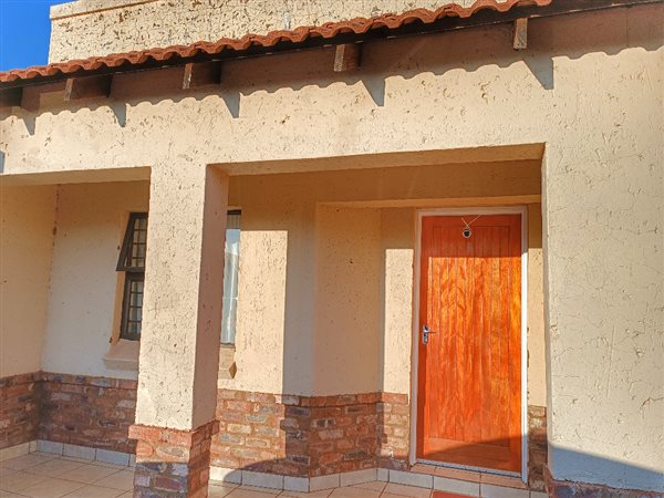 2 Bed Apartment in Kathu