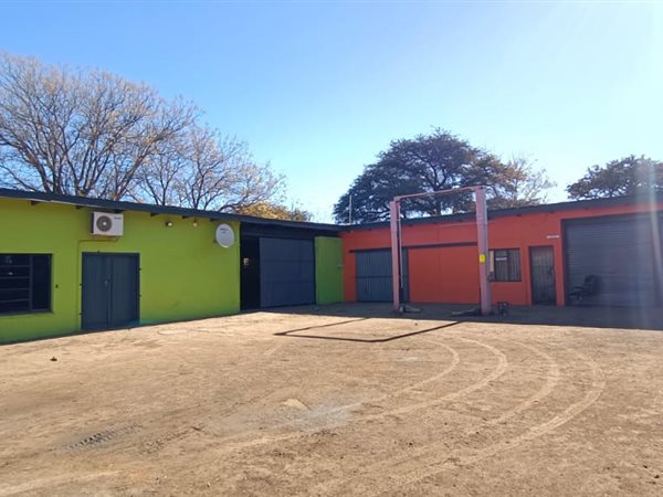2 151 m² Commercial space 2 151 m² Commercial space