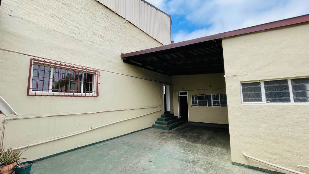 1000  m² Industrial space in Roodepoort Central photo number 5