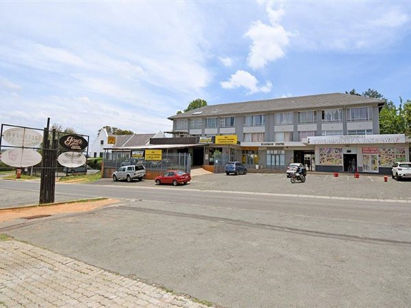 331  m² Commercial space