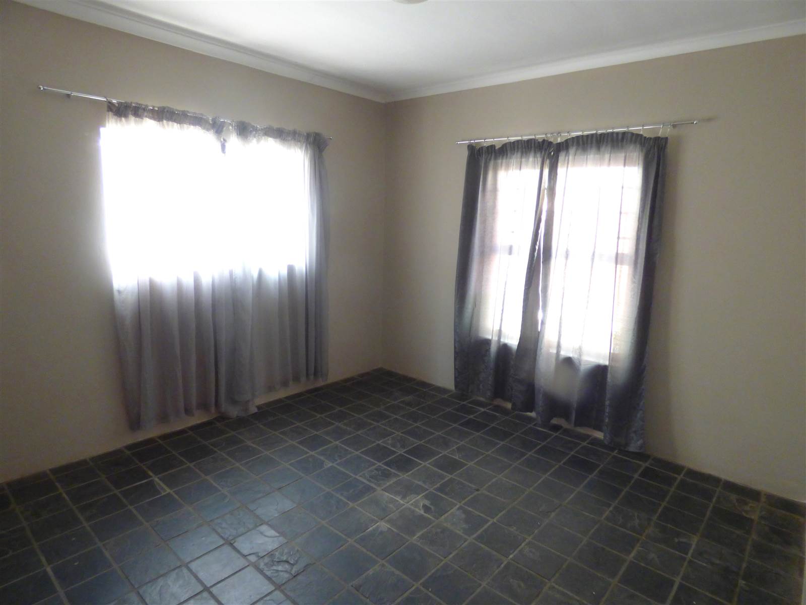 6 Bed House in Yzerfontein photo number 21