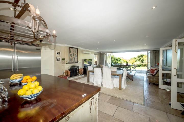 7 Bed House in Constantia photo number 15