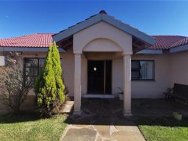 5 Bed House in Galeshewe