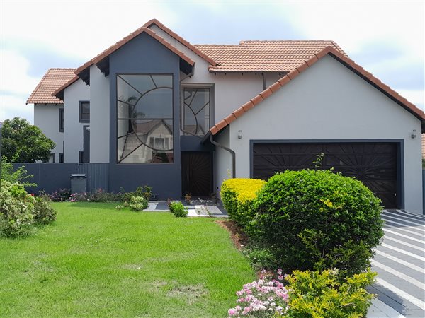 5 Bed House in Brooklands Lifestyle Estate