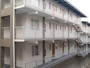 2 Bed Apartment in Chatsworth Central