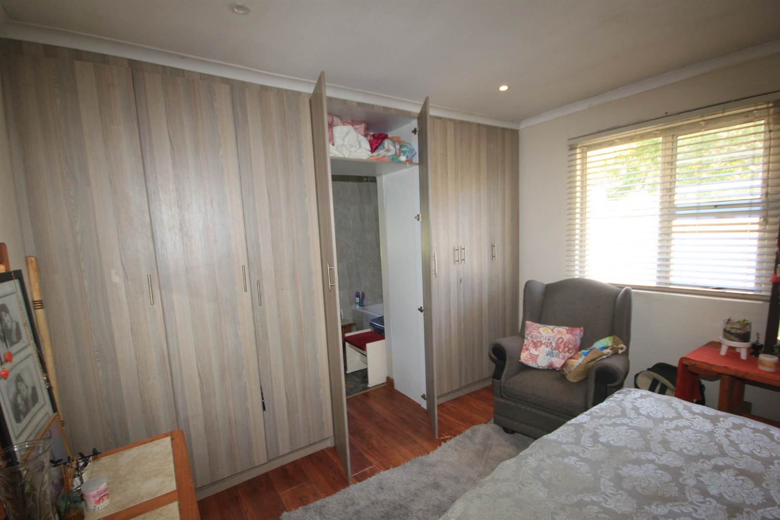 3 Bed House in Beacon Bay photo number 11