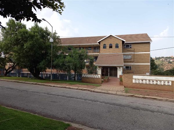 1 Bed Apartment in Kloofendal