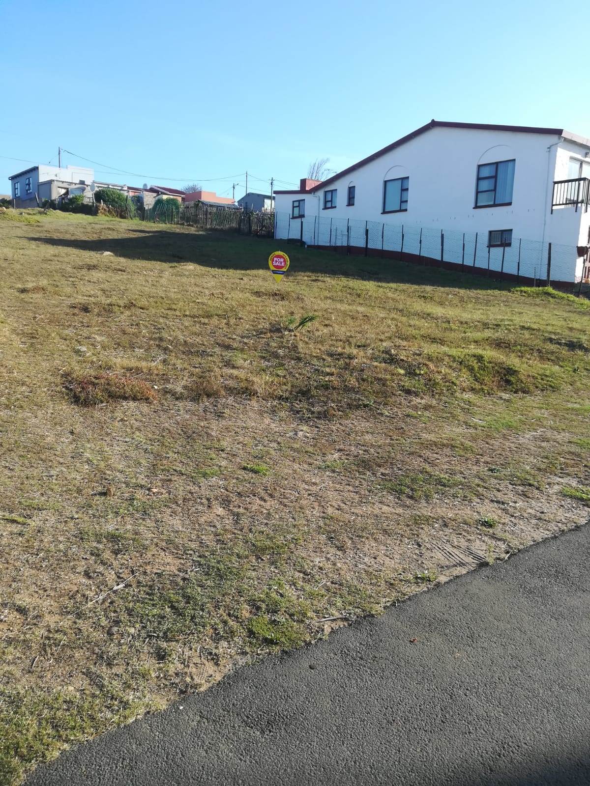 921 m² Land available in Fairview photo number 2