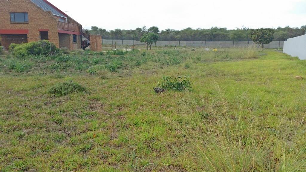 1026 m² Land available in Sandbaai photo number 3