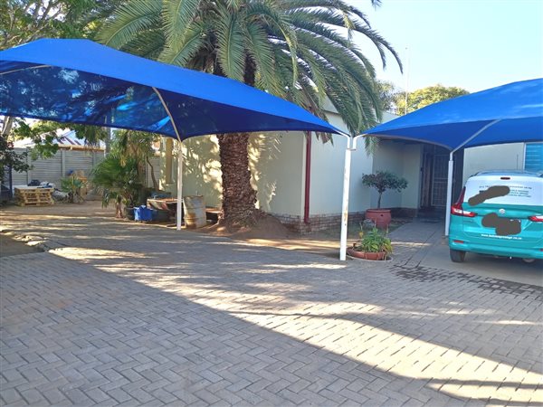 333 m² Office Space 333 m² Office Space