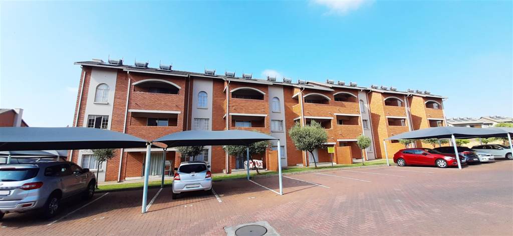 2 Bed Apartment in Monavoni photo number 2