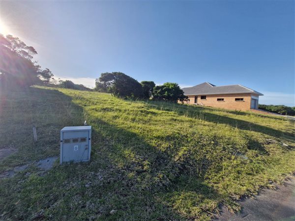 937 m² Land
