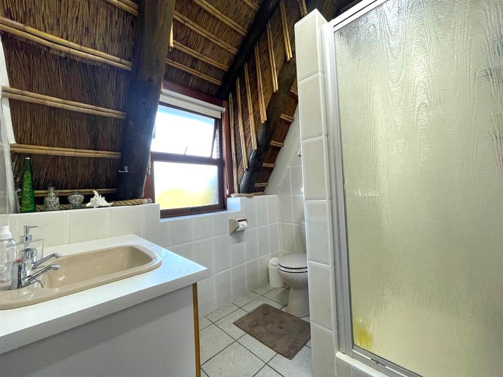 4 Bed House in Stilbaai photo number 24