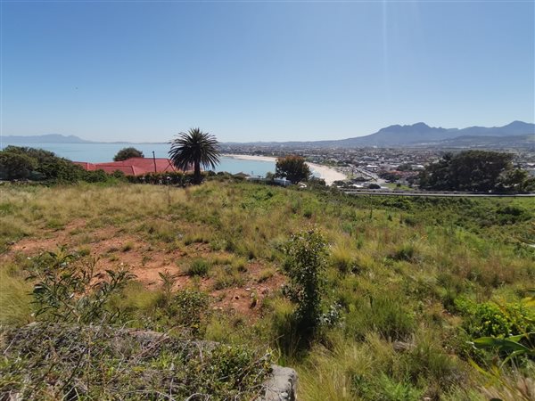 2054 m² Land available in Mountainside