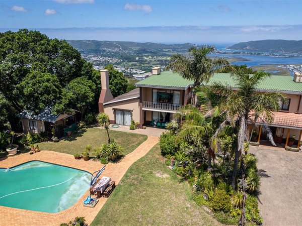 9 Bedroom House 9 Bedroom House