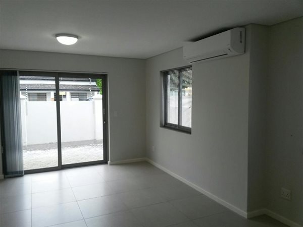 2 Bedroom Townhouse 2 Bedroom Townhouse