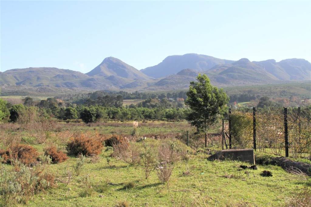 5.8 ha Land available in Grabouw photo number 1
