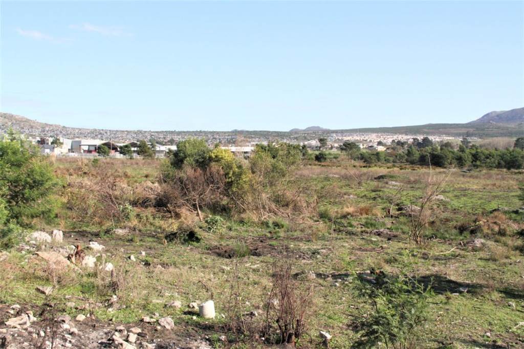 5.8 ha Land available in Grabouw photo number 5