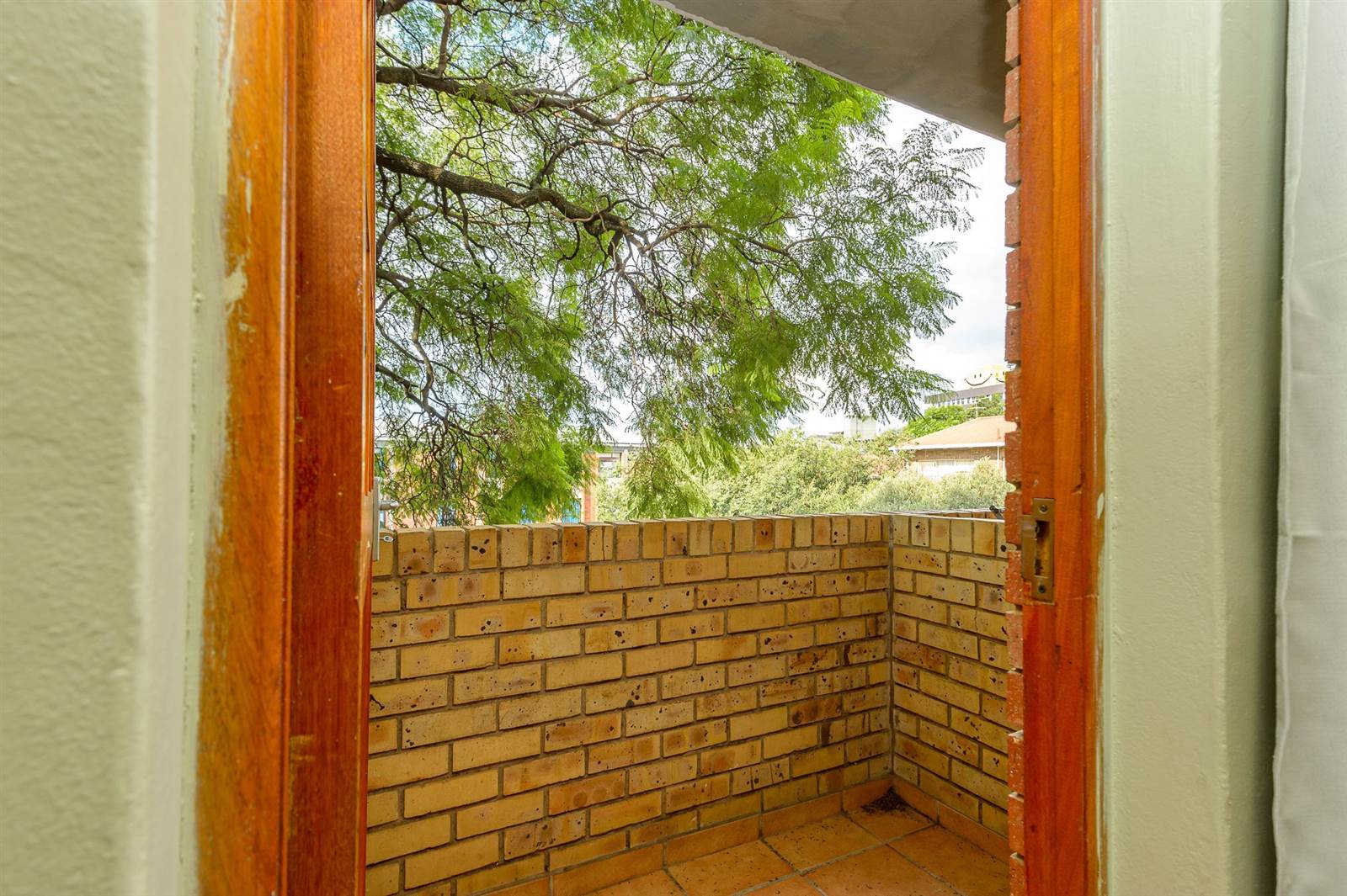 1 Bed Apartment in Auckland Park photo number 14