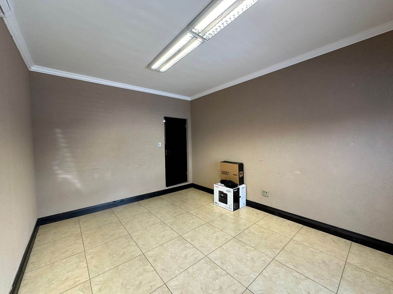 20  m² Commercial space in Alberante photo number 11