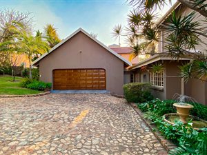 5 Bed House in Amandasig