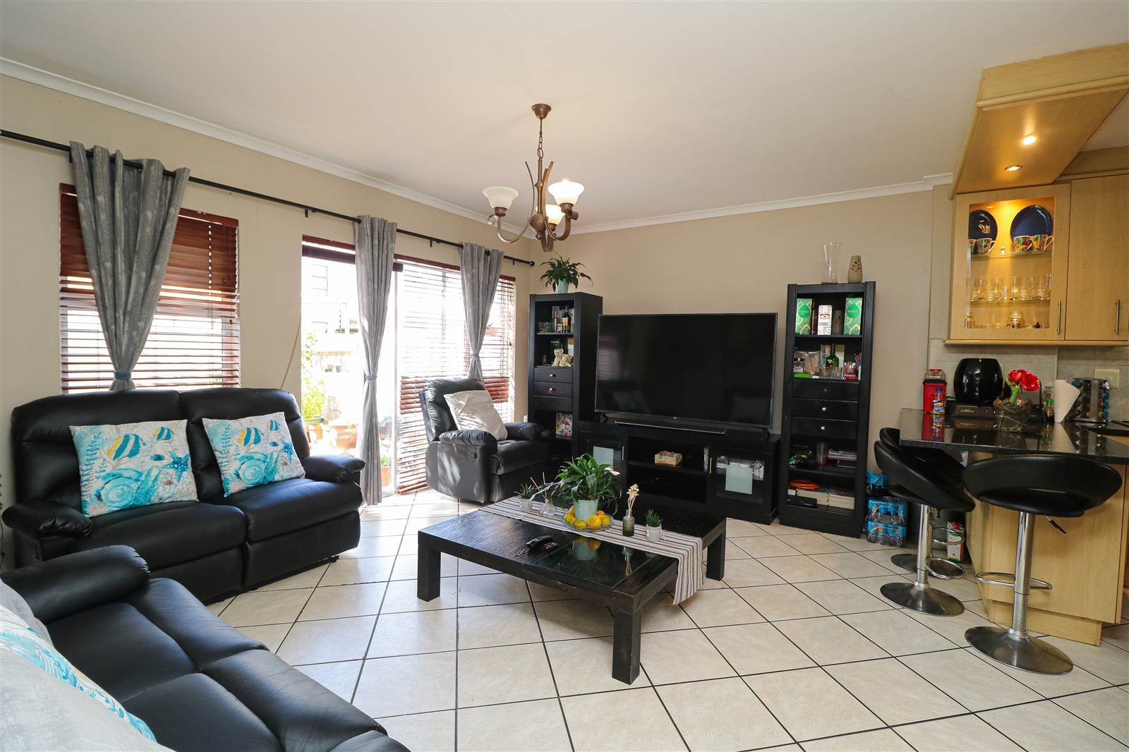 2 Bed Townhouse in Gordons Bay Central photo number 10
