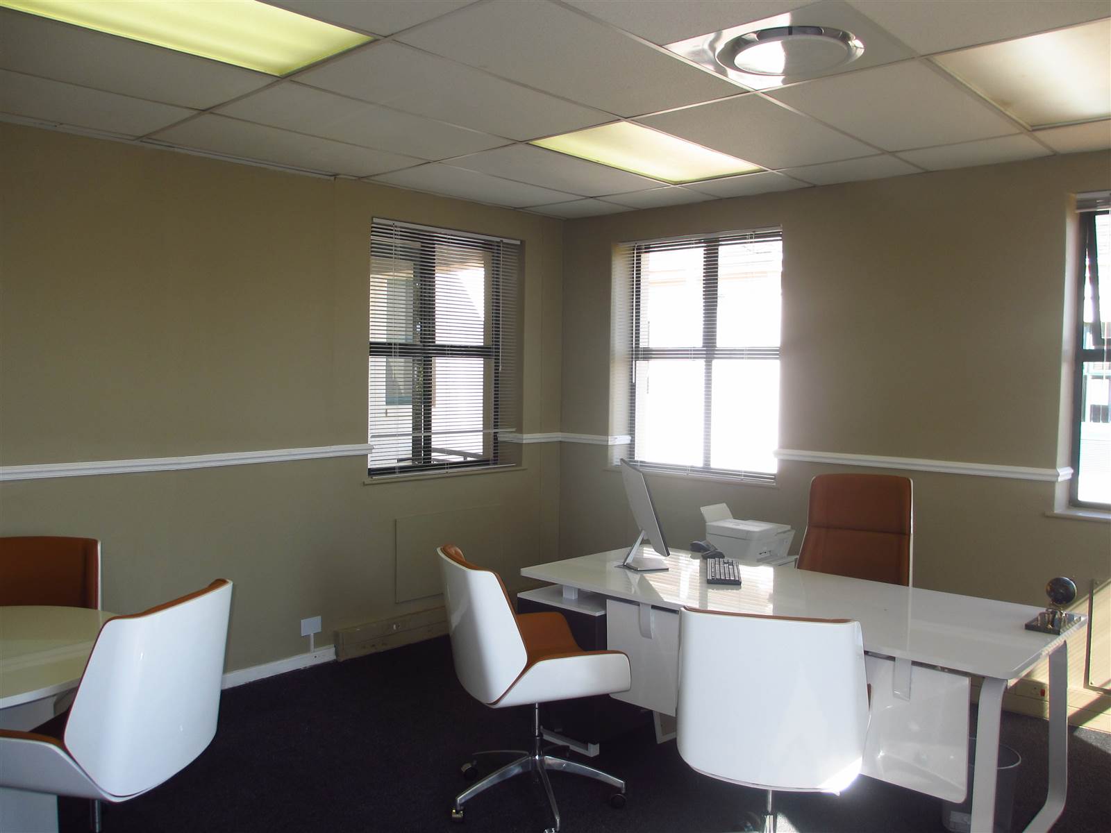 300  m² Commercial space in Fourways photo number 6