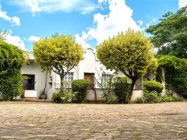 341 m² Office Space 341 m² Office Space