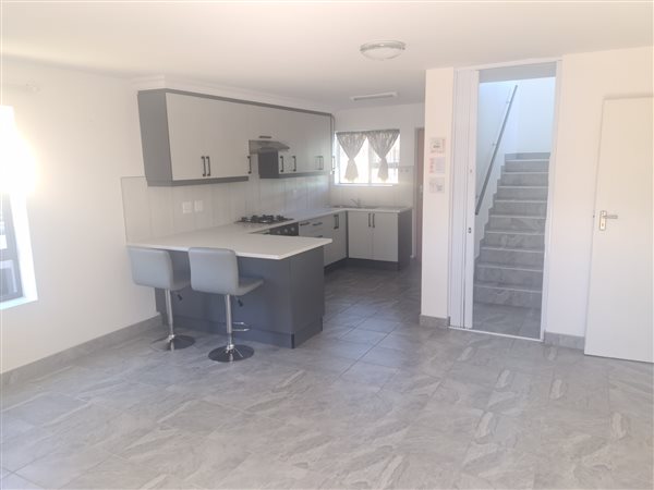 2 Bedroom House 2 Bedroom House