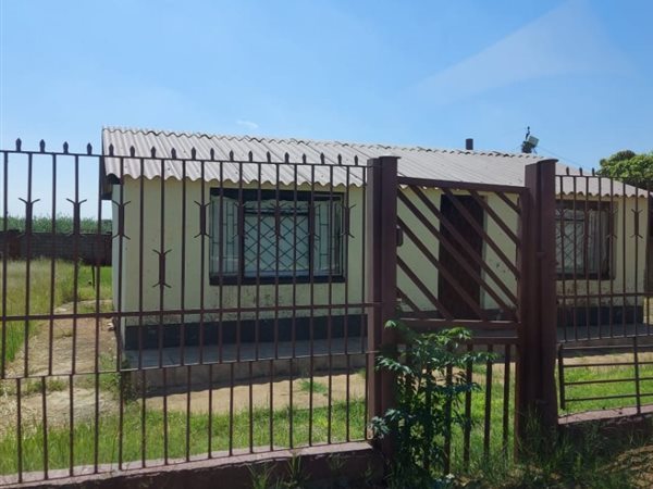 2 Bedroom House 2 Bedroom House