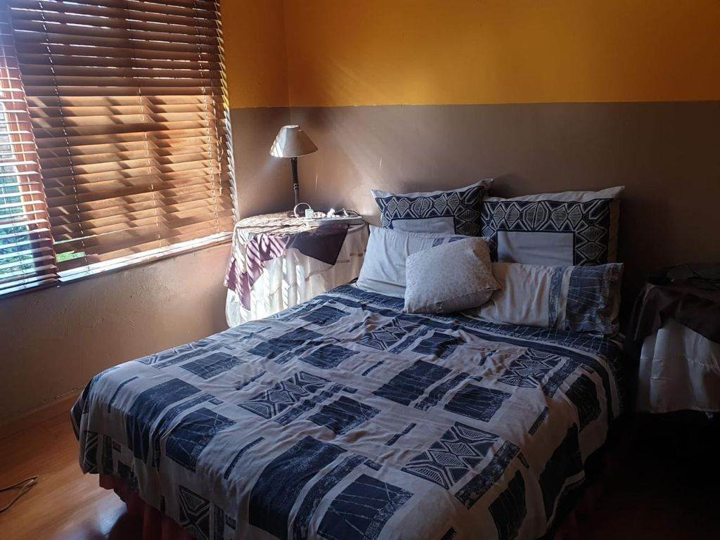 3 Bed House in Mamelodi East photo number 15