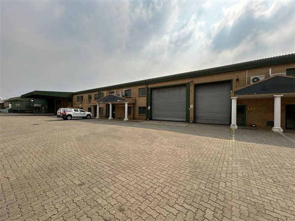 2 654  m² Industrial space