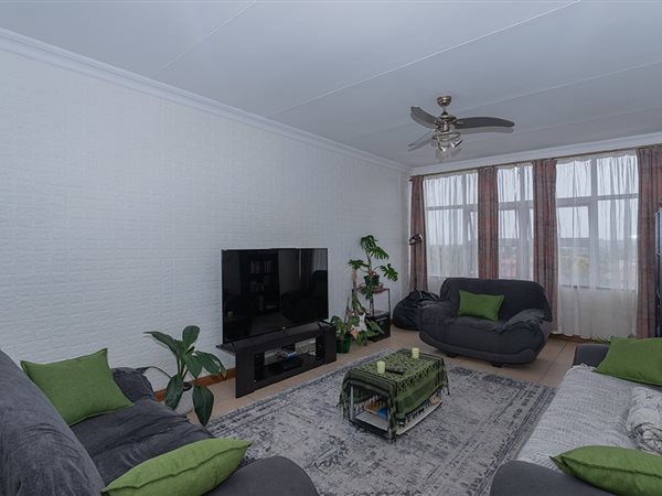 2 Bed Apartment