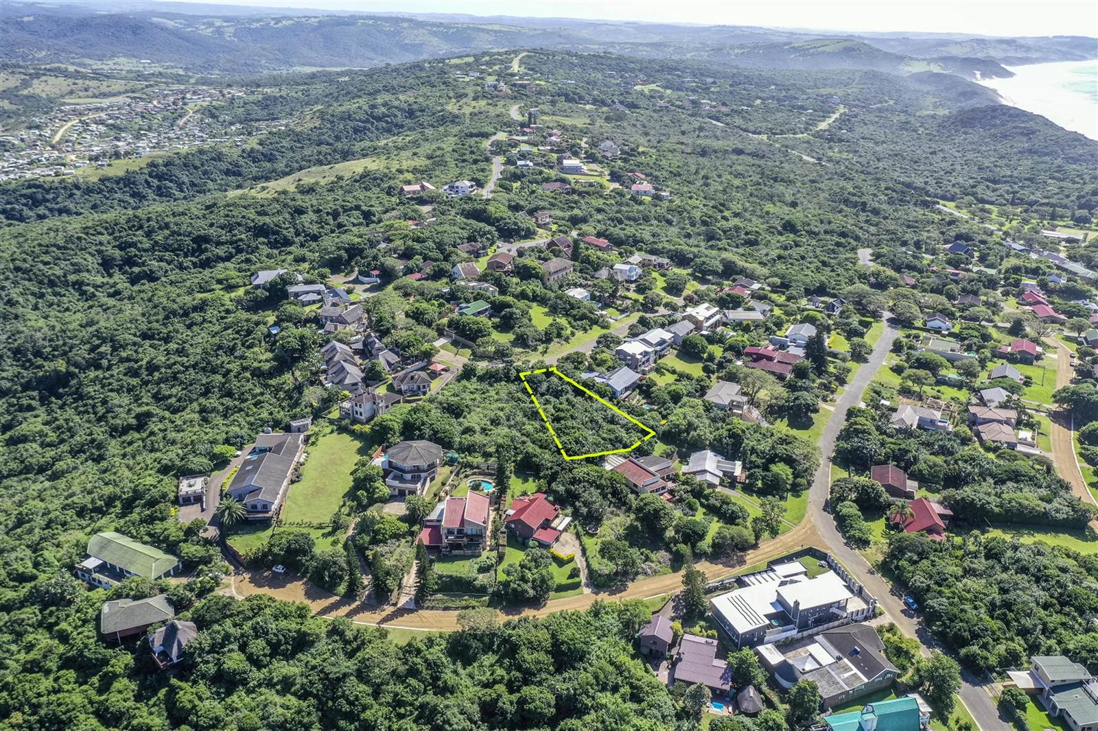 1172 m² Land available in Cintsa photo number 15