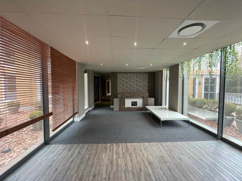 254  m² Commercial space in Illovo photo number 19