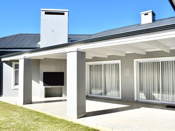 5 Bedroom House 5 Bedroom House