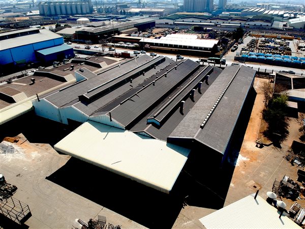 4900  m² Industrial space