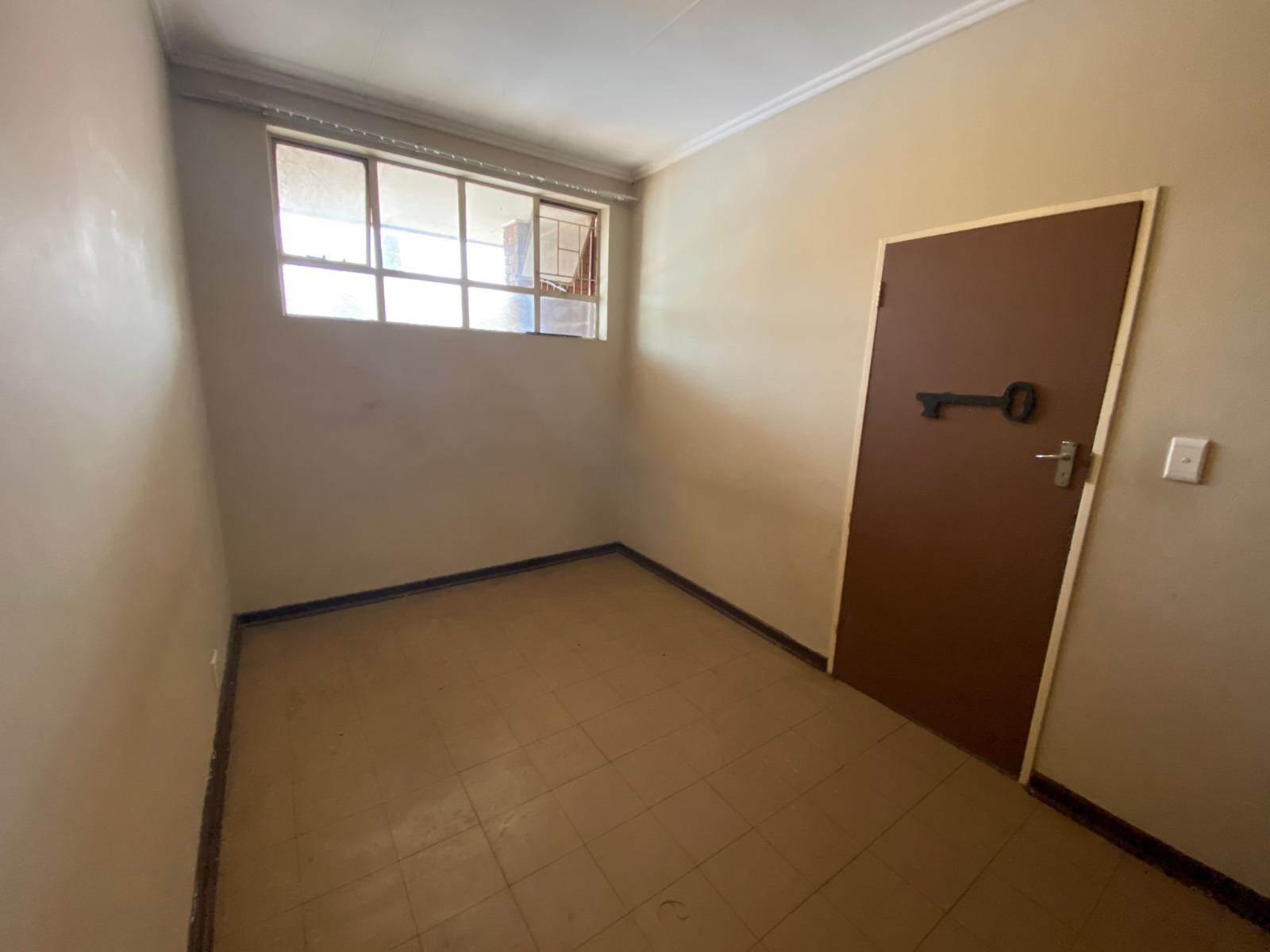 2.5 Bed Apartment in Pretoria Gardens photo number 8