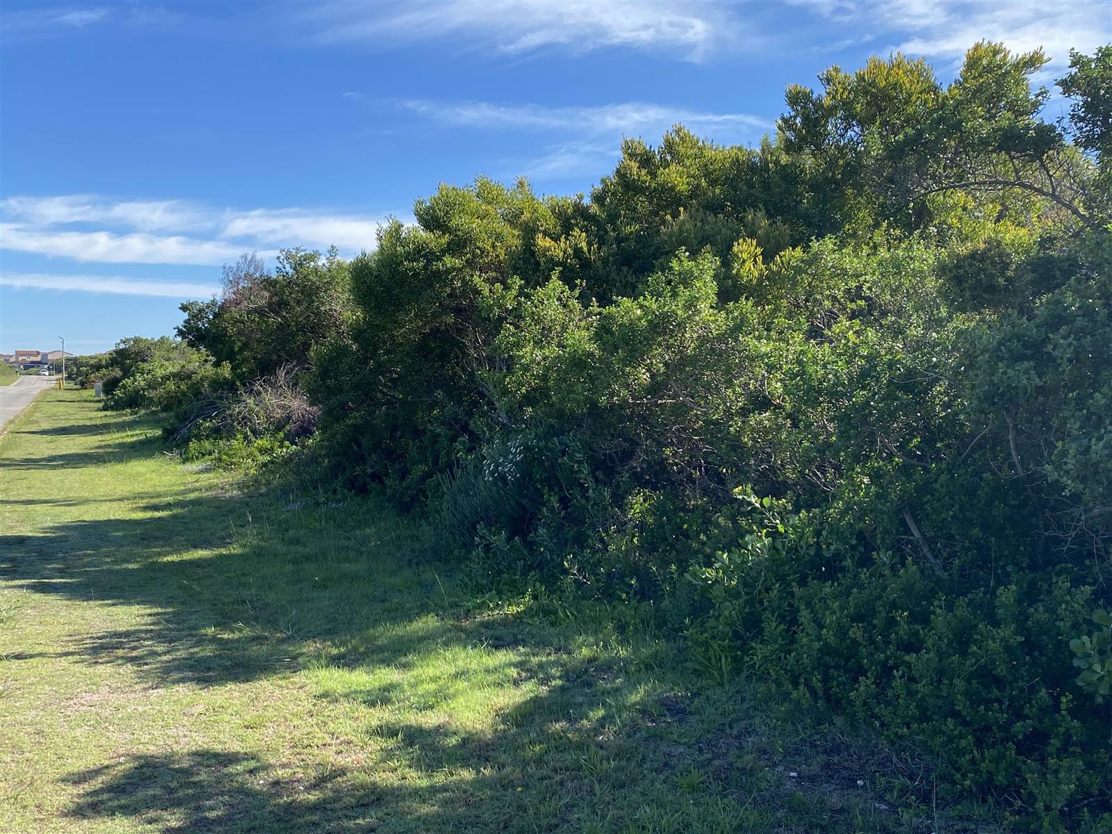 697 m² Land available in St Francis Bay photo number 3