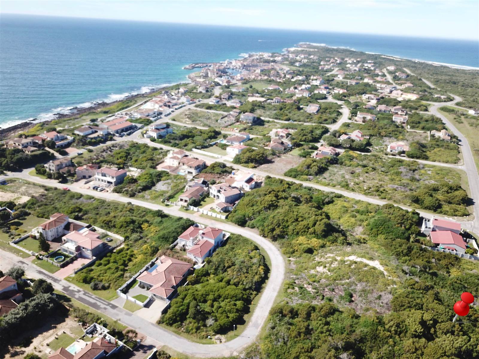 697 m² Land available in St Francis Bay photo number 2